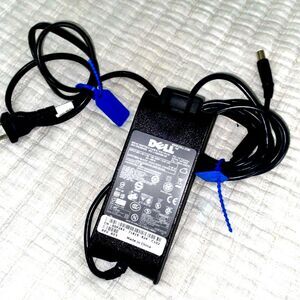 Genuine Dell LA65BSO-00 PA-12 FAMILY, 65watt laptop AC Adapter